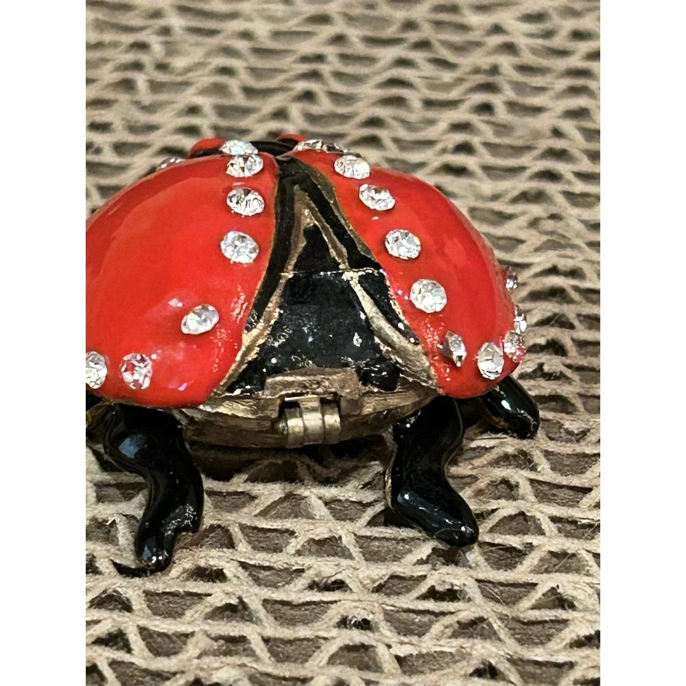 Ladybug Red Trinket Jewelry Box Ring‎ Holder Magnetic Closure